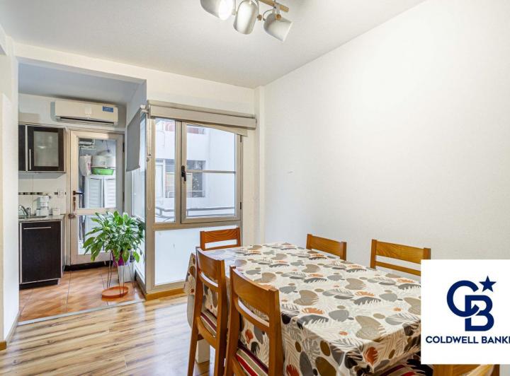Venta Departamento 2 Ambientes en Parque Chacabuco con Balcón