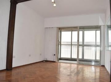 Departamento · 81m² · 3 Ambientes · 1 Cochera · Venta Departamento 3 Ambientes con Cochera en Caballito