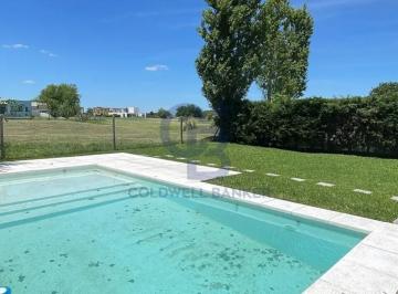 Casa · 175m² · 5 Ambientes · 4 Cocheras · Venta Casa 5 Ambientes Pileta San Sebastian Area 2 Golf