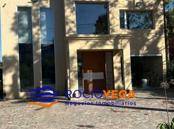 Casa · 209m² · 5 Ambientes · 1 Cochera · Casa en Venta Country Banco Provincia