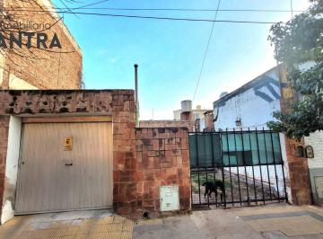 Casa de 2 ambientes, Córdoba · Casa en Venta, 2 Dorm. - Barrio Marechal