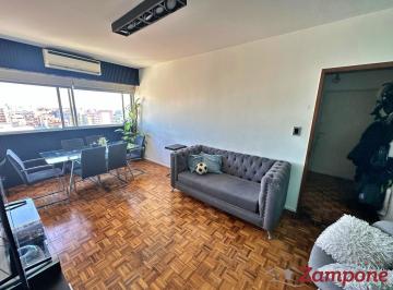 Departamento · 83m² · 4 Ambientes · Departamento en Flores