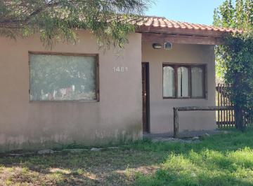 Casa · 65m² · 3 Ambientes · 1 Cochera · Casa en Venta en Claromeco