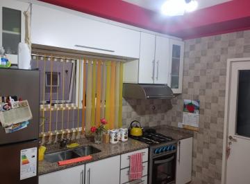 Departamento · 74m² · 3 Ambientes · 1 Cochera · Departamento en Lanús Oeste