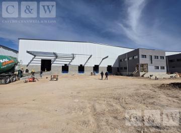 Bodega-Galpón · 9320m² · Excelente Nave Logística/industrial a Estrenar en Parque Industrial