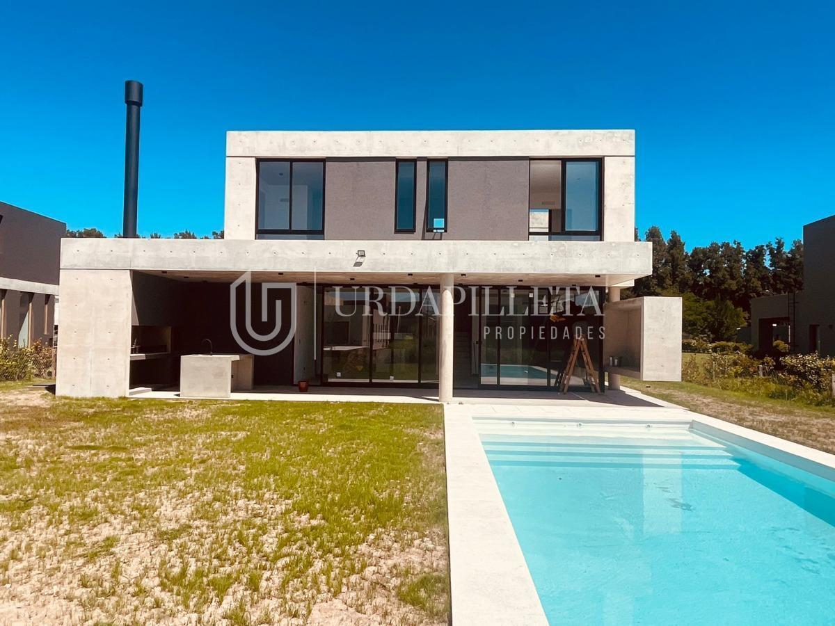 Casa en Venta en La Calesa - Pilara - Urdapilleta Propiedades