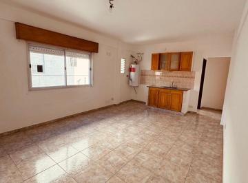 Departamento de 2 ambientes, Avellaneda · Hermoso Departamento de Dos Ambientes en Piñeyro