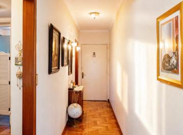 Departamento · 84m² · 3 Ambientes · Departamento en Venta, 3 Ambientes, en La Plata