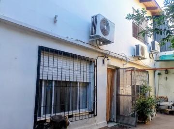 PH · 67m² · 5 Ambientes · PH en Villa Coronel José m. Zapiola