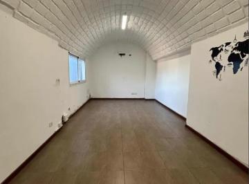 Oficina comercial · 25m² · 2 Ambientes · 5 Cocheras · Oficina en Alquiler - San Isidro