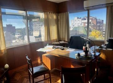 Oficina comercial · 52m² · 3 Ambientes · Oficina en S. Isi. - Centro