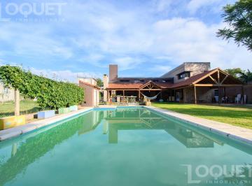 Casa · 240m² · 5 Ambientes · 2 Cocheras · Casa en Colastine, a Mtrs de La Ruta