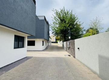 Casa · 107m² · 6 Ambientes · 1 Cochera · Casa Triplex en Venta en Villa Carlos Paz, Punilla, Córdoba