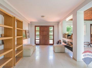 Casa · 303m² · 5 Ambientes · 2 Cocheras · Casa en Venta en City Bell