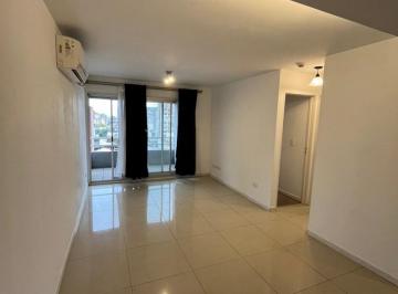 Departamento · 43m² · 2 Ambientes · Departamento en Venta en Morón, G. B. a. Zona Oeste, Argentina