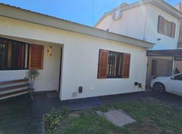 Casa · 129m² · 4 Ambientes · Casa en Venta en Villa Carlos Paz, Punilla, Córdoba