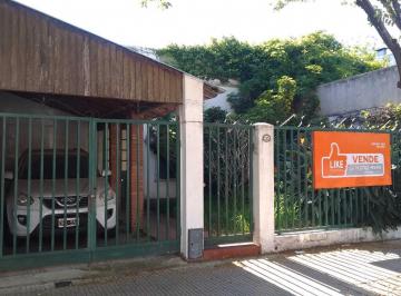 Casa · 125m² · 3 Ambientes · Oportunidad! Ideal Inversor, a Refaccionar o Desarrollo Inmobiliario!