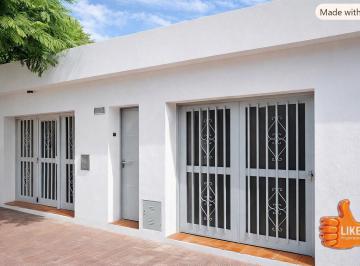 Casa · 141m² · 6 Ambientes · 1 Cochera · Casa en Venta en Alberdi, Córdoba