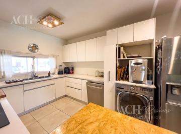 Casa · 125m² · 4 Ambientes · Casa en Venta en San Gabriel, Villanueva, Tigre