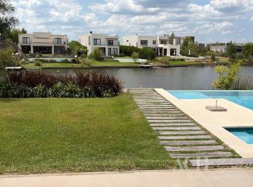 Casa · 277m² · 6 Ambientes · Casa en Venta en El Naudir, Escobar, G. B. a. Zona Norte