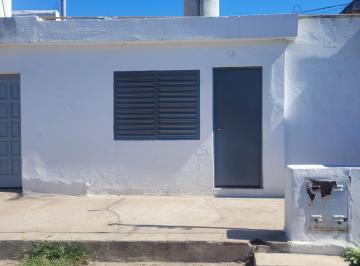 Foto · Local. 1 Dorm. 1 Baño. Planta Baja. Patio. B Villa Azalais