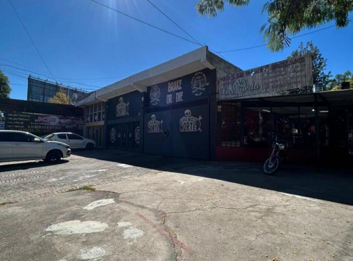 Local comercial · 530m² · 4 Ambientes