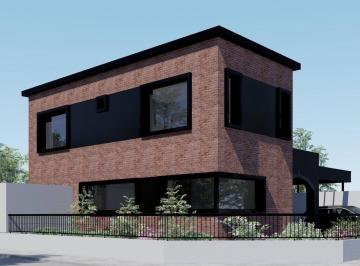 Casa · 230m² · 3 Ambientes · 1 Cochera · Casa en Venta Para Reciclar Caisamar 3 Ambientes