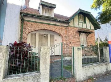 Casa de 6 ambientes, La Plata · Venta Chalet 15 X 40 Calle 49 14 y Diagonal 73 La Plata