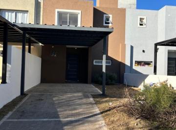 PH · 90m² · 3 Ambientes · 1 Cochera · Duplex en Alquiler 2 Dorm. Docta Av