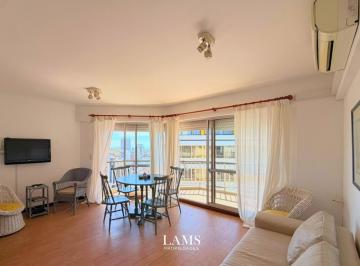 Departamento · 66m² · 2 Ambientes · 1 Cochera · Alquiler Temporario 26/27 - Depto 2 Ambientes con Cochera y Vista Al Mar - Maral 45 Playa Grande