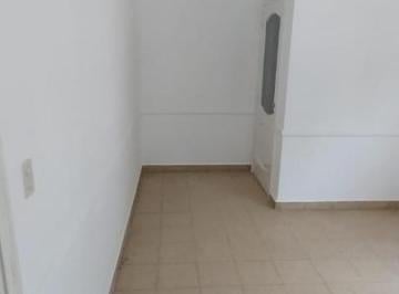 Casa · 60m² · 4 Ambientes · Av Revolucion de Mayo 1524 - Apto Oficina/profesional