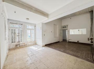 Casa · 119m² · 3 Ambientes · 1 Cochera · Casa de 3 Amabientes a Reciclar en La Perla