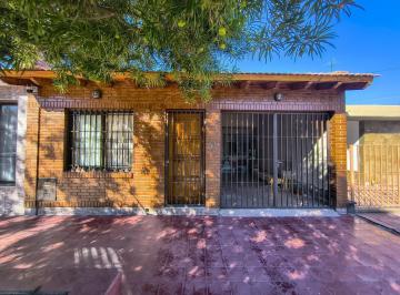 Casa · 144m² · 6 Ambientes · 1 Cochera · Casa en Venta 3 Dorm. Las Heras con Tour Virtual