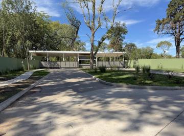 Terreno · 742m² · Lote en Reserva Fincas con Posibilidad de Permuta y Financiación!