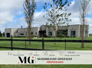 Casa · 288m² · 6 Ambientes · 2 Cocheras · Casa Venta - Chacras Laguna Vitel