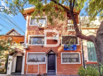 PH · 95m² · 5 Ambientes · PH de 5 Ambientes con Patio en Venta en Colegiales