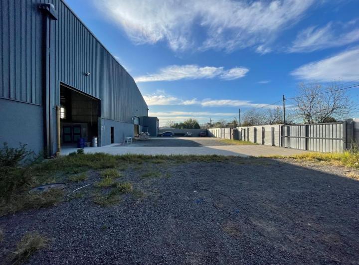 Bodega-Galpón · 500m²
