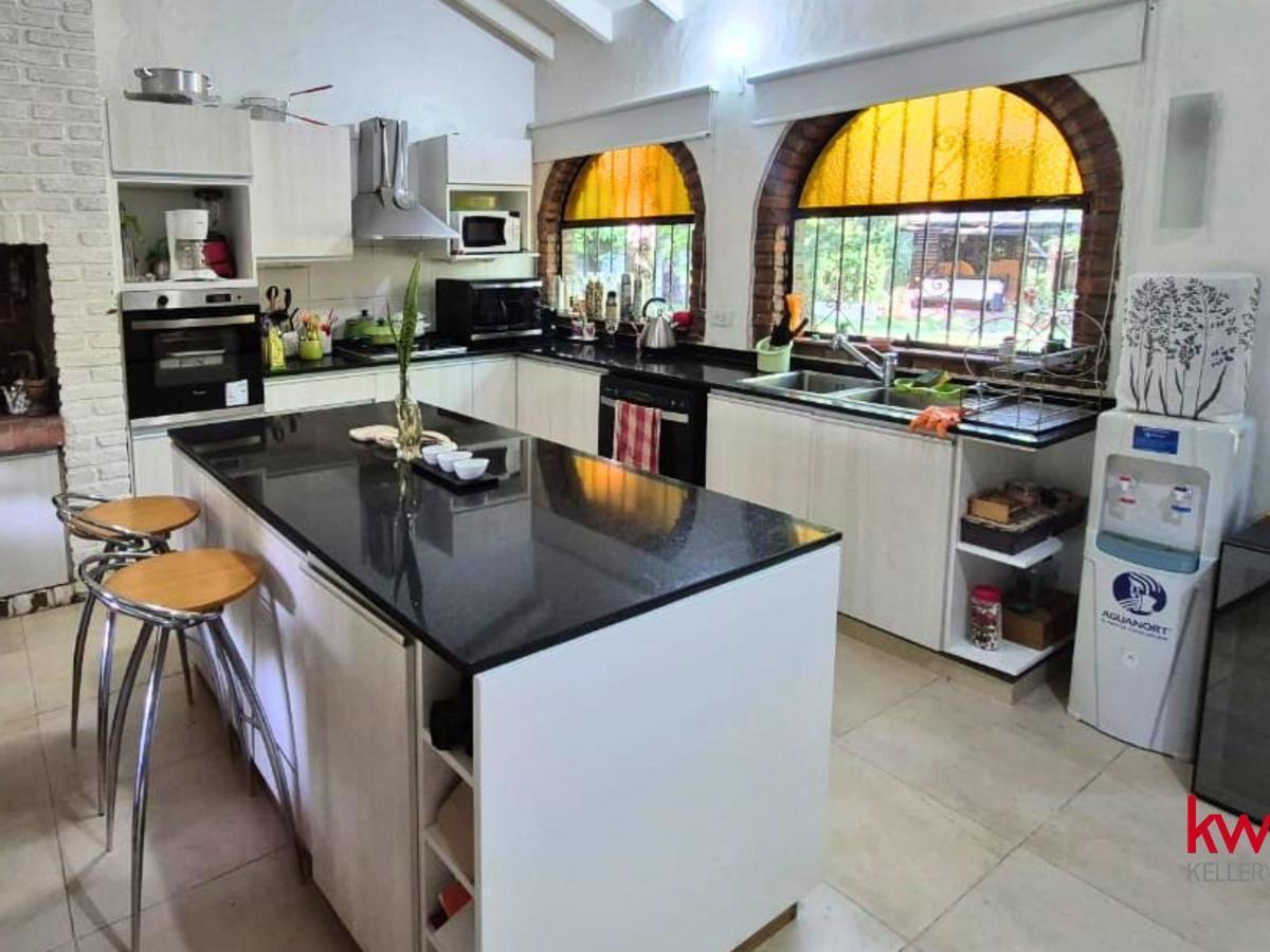 Venta Casa Parque Sakura – Quinta CON Parque