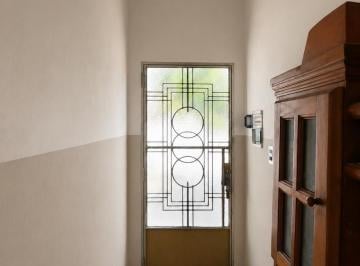 Casa · 120m² · 3 Dormitorios · 1 Cochera · Casa en Echesortu