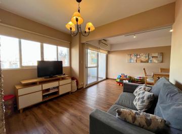 Departamento · 94m² · 5 Ambientes · Venta Departamento de 3 Dorm. con Doble Balcón en Centro, Rosario