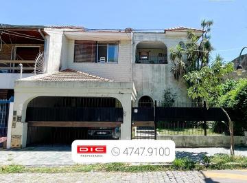 PH · 140m² · 5 Ambientes · 1 Cochera · PH 4 Dorm. Venta - Victoria