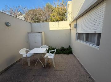 PH · 40m² · 2 Ambientes · PH en Venta en 17 E/ 37 y 38 La Plata