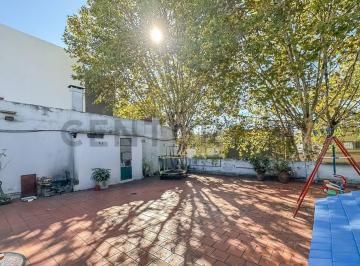 Casa · 208m² · 6 Ambientes · 1 Cochera · Casa 6 Amb con Patio y Terraza - Villa Luro