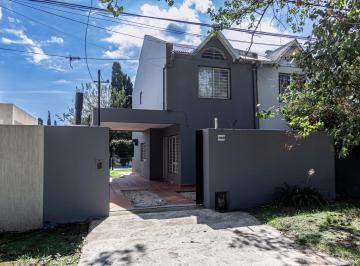 Casa · 80m² · 3 Ambientes · 2 Cocheras · Calle 1507 - Venta de Casa de 2 Dorm. en Fisherton