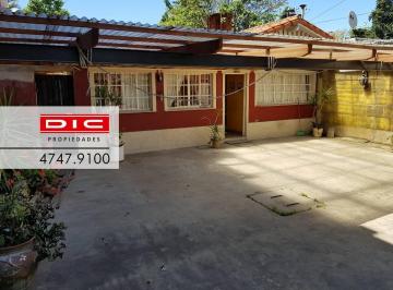 Casa · 116m² · 3 Ambientes · 2 Cocheras · Casa Sobre Lote de 10x35 Todo en Una Planta, Jardín y Entrada de Autos, Boulogne