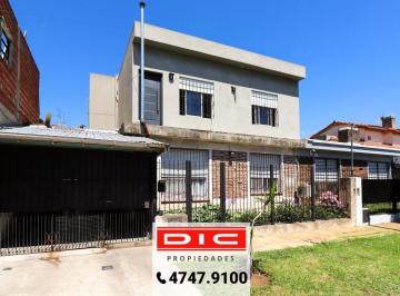 Casa · 185m² · 6 Ambientes · Casa 5 Dorm. Venta - Beccar