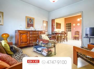 Casa · 66m² · 3 Ambientes · 1 Cochera · Casa 2 Dorm. Venta - San Isidro