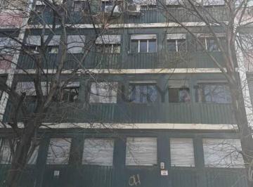 Departamento · 80m² · 5 Ambientes · Departamento de 2 Dorm., 4 Ambientes, en La Plata, Provincia de Buenos Aires.