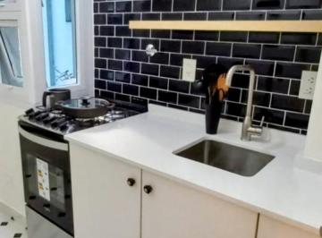 Departamento · 32m² · 2 Ambientes · Bajas Expensas - Divino 2 Ambientes - Inmejorable Ubicación - Ideal Para Inversor