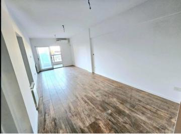 Departamento en Alquiler de 4 ambientes Ramos Mejía · Depto de Categoría 4 Amb Frente Cochera Gym y Solarium